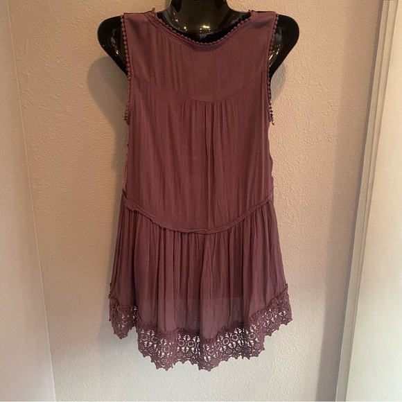 Velvet Lace Trim Top - Picture 7 of 9